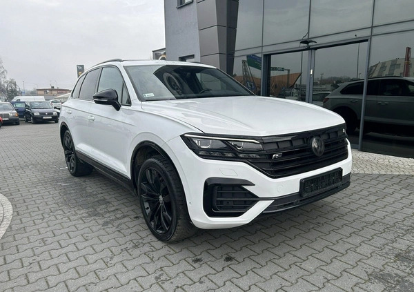 Volkswagen Touareg cena 234900 przebieg: 59000, rok produkcji 2019 z Słupca małe 379